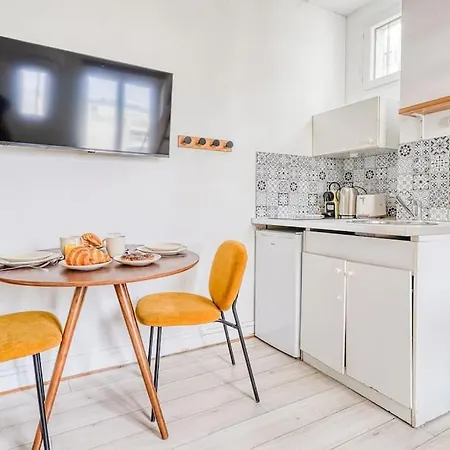 Apartment Studio Proche Mairie Du 14e Arrondissement Paris